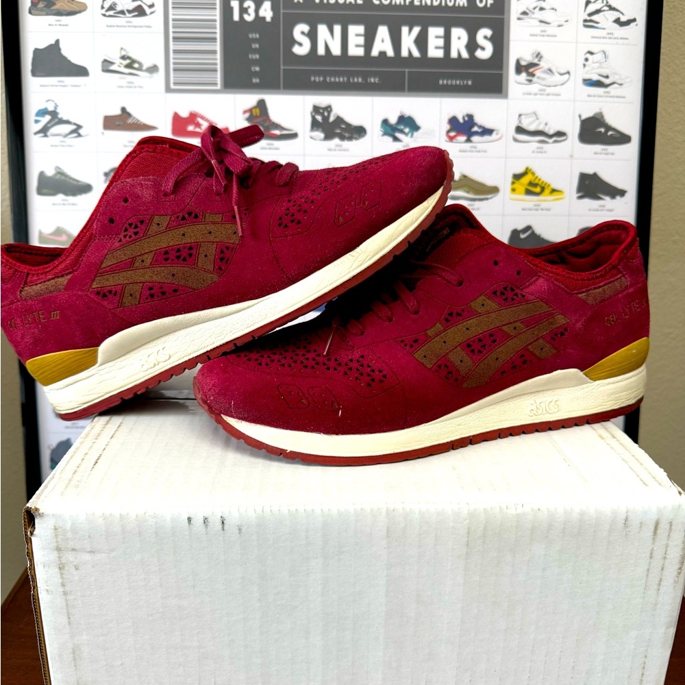 ***SOLD ASICS Gel-Lyte III Laser Cut (Burgundy)